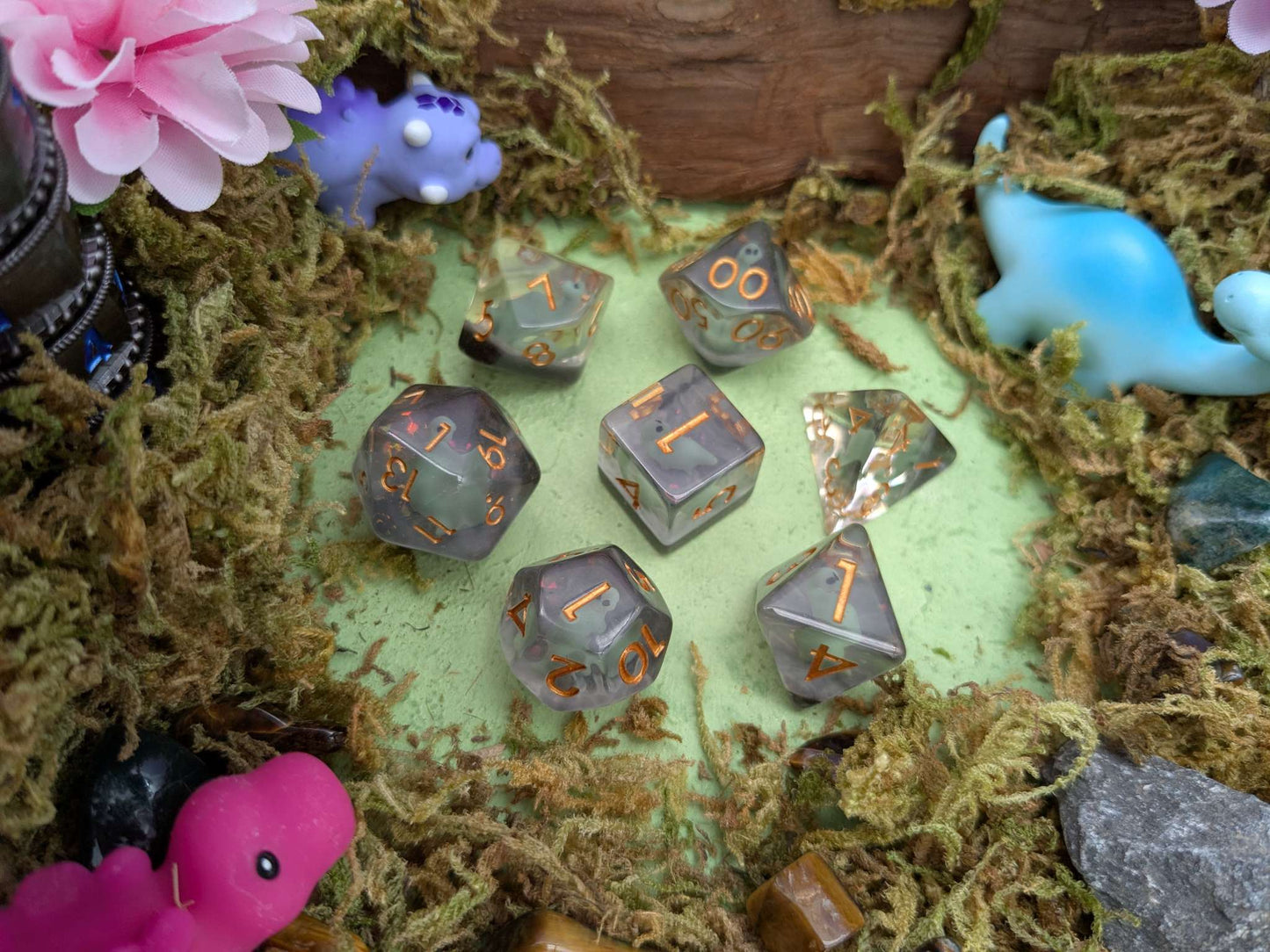 Brontosaurus Inclusion Dice Set