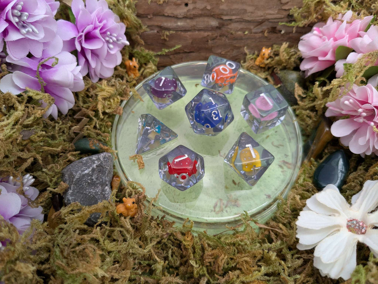 Multi-Coloured Capped Mushrooms Inclusion Dice Set