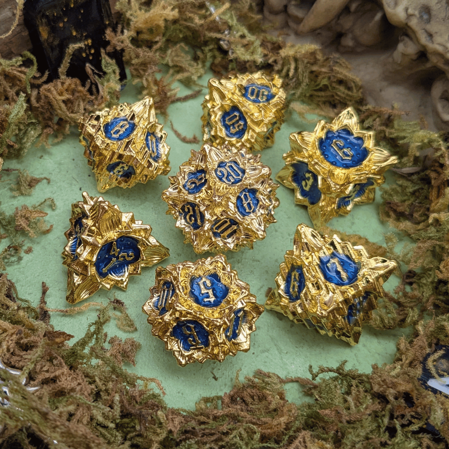 Flower Gold and Blue Metal Core Dice Set