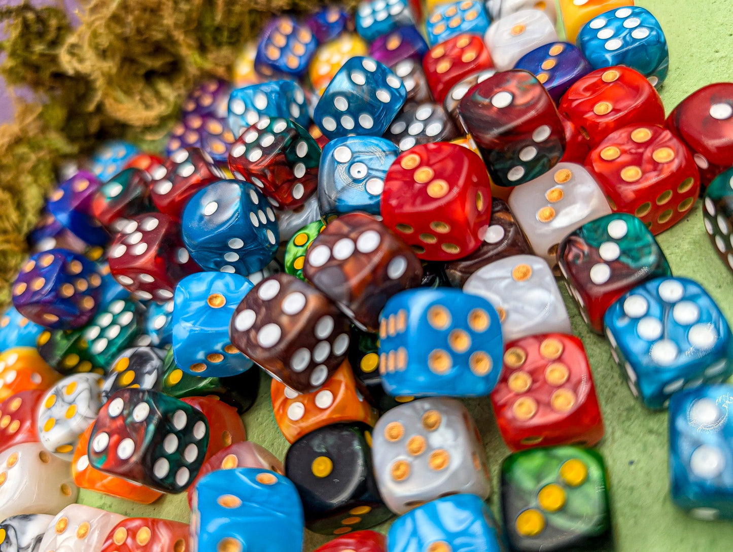 Mystery Wargaming D6 dice, Dice for 40k and Pathfinder