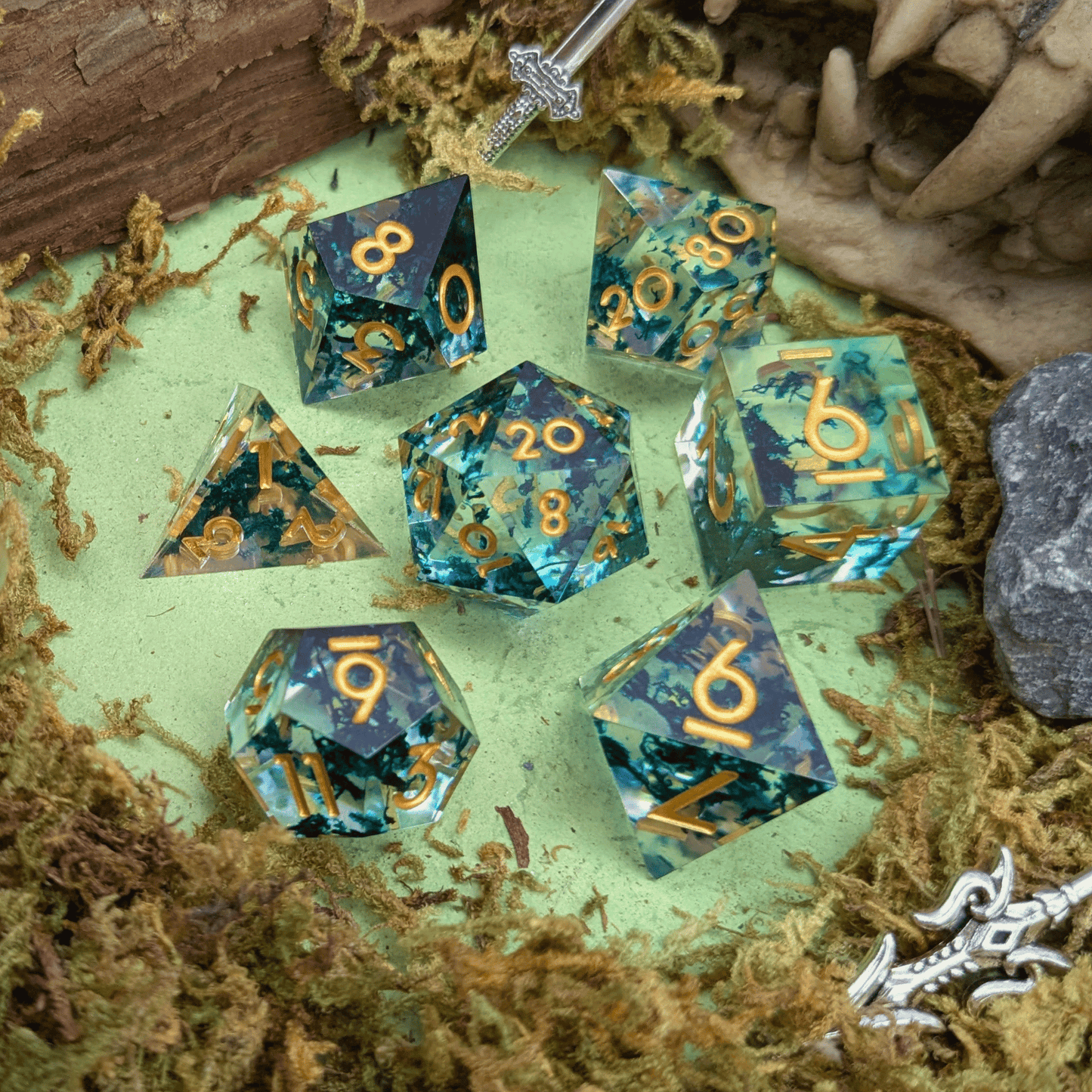 Foil Violet Sharp Dice Set