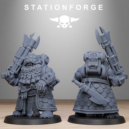 10 x Corrupted Guard Dwarves Designed by Station Forge