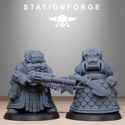 10 x Corrupted Guard Dwarves Designed by Station Forge