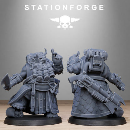 10 x Corrupted Guard Dwarves Designed by Station Forge