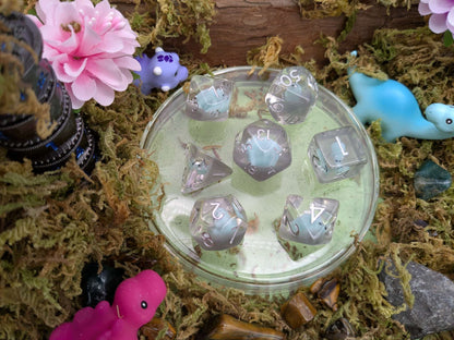Mint Triceratops Inclusion Dice Set