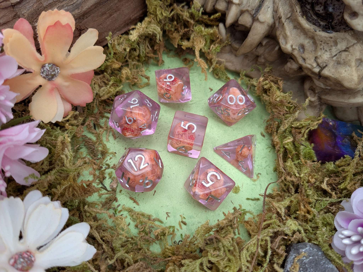 Pink Skull Inclusion Dice Set