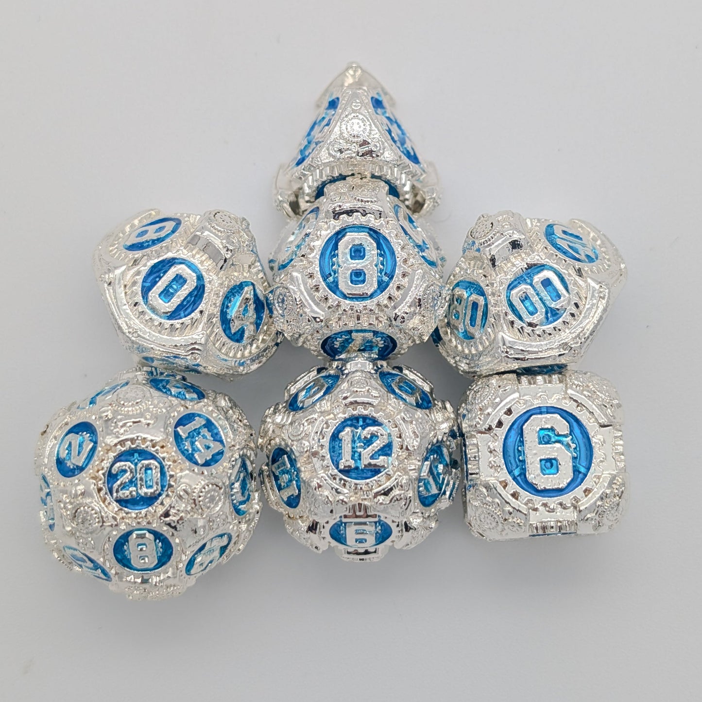 Gears Silver and Blue Metal Core Dice Set