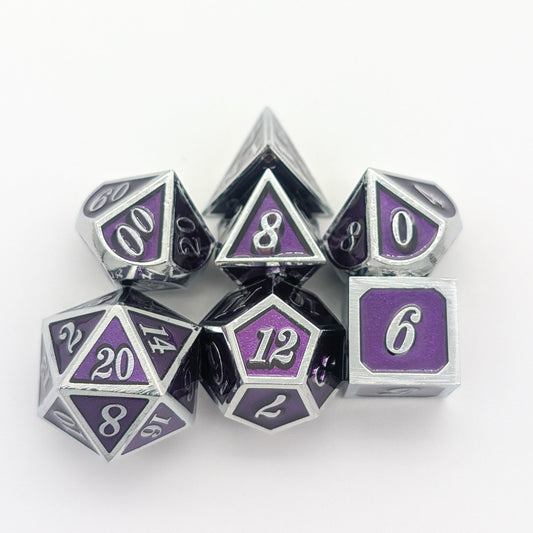 Simple Purple and Silver Metal Core Dice Set