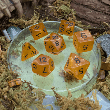 Honey Glitter Dice Set