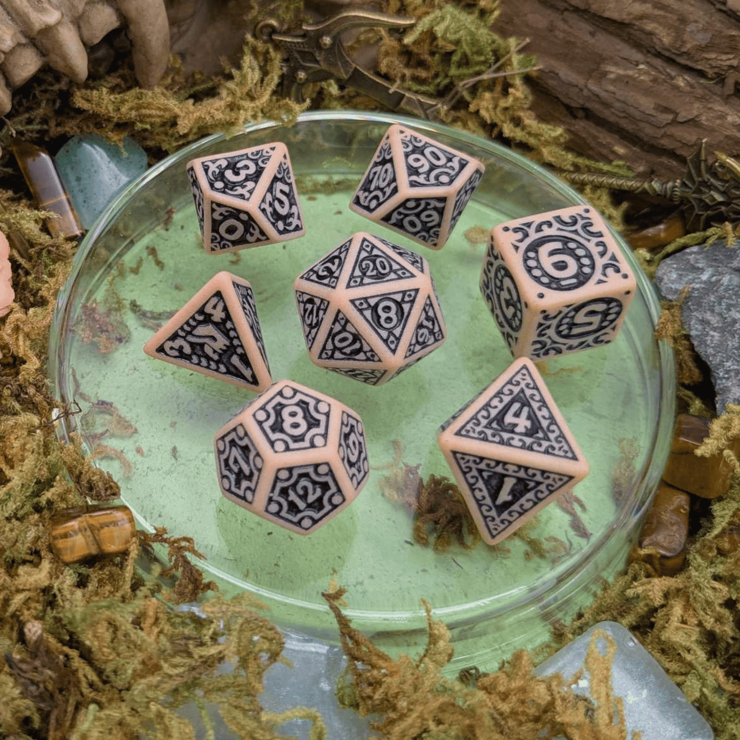 Ornate Cala Dice Set