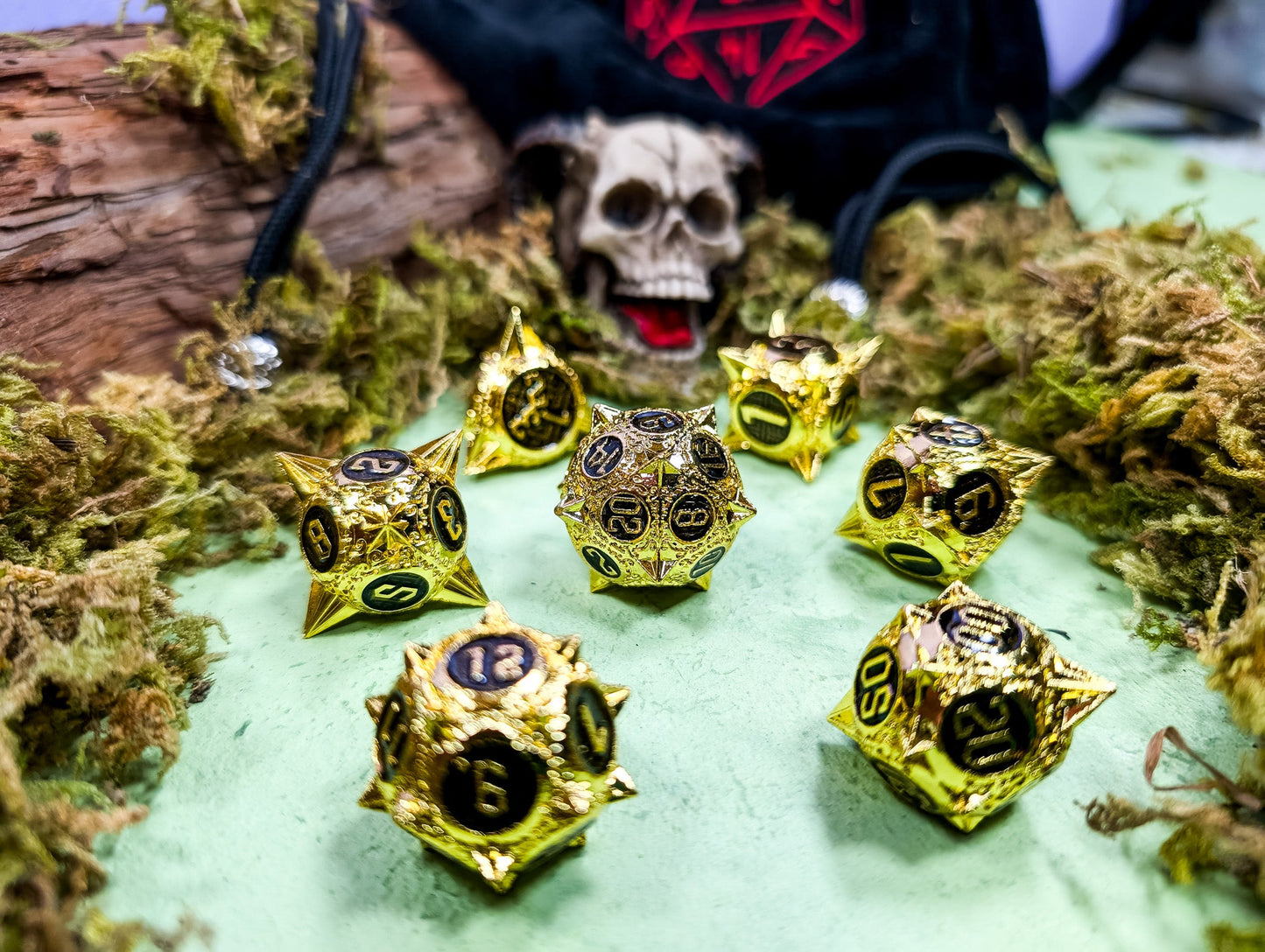 Divine Judgement | Caltrops Metal Dice Set