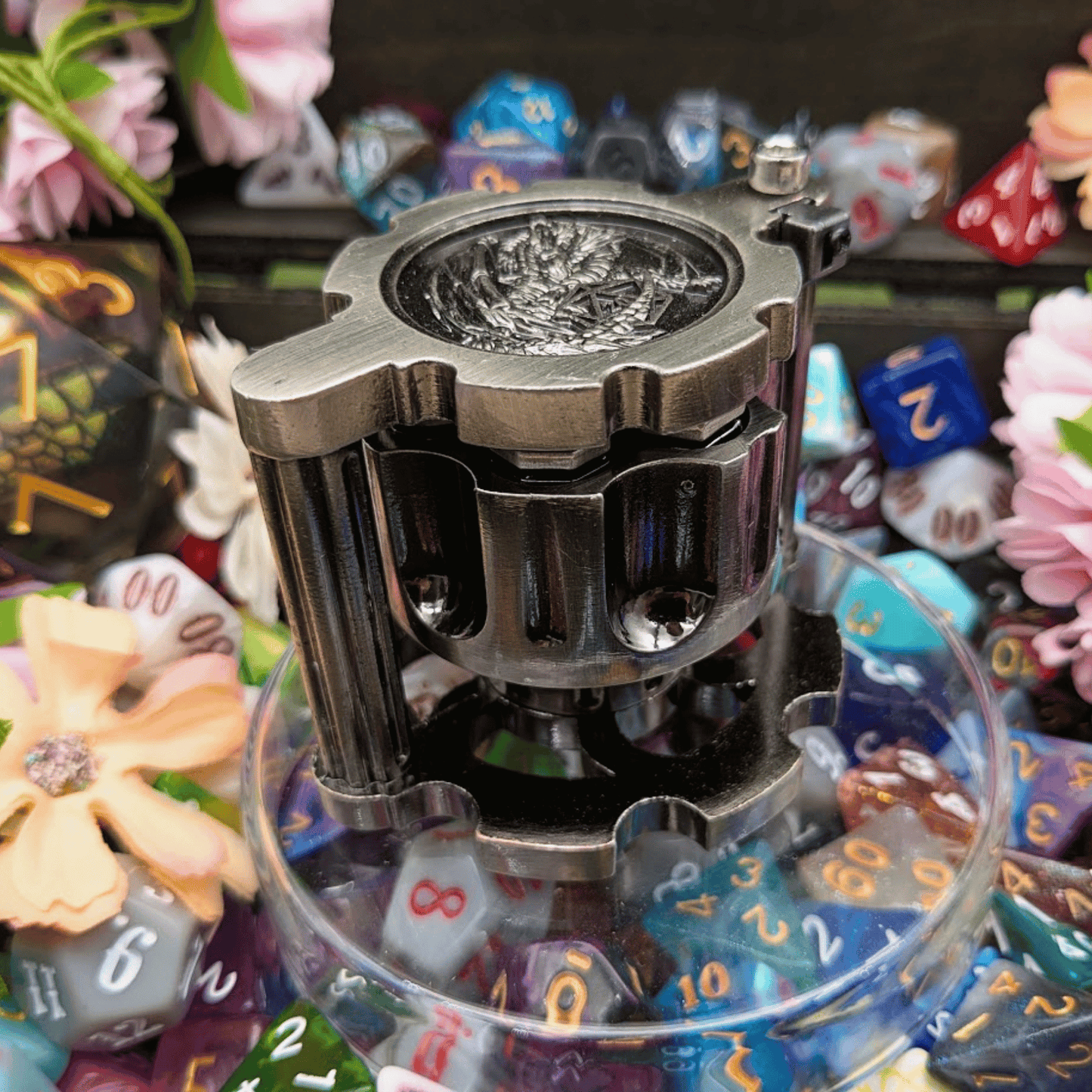 Revolver Dice Holder with Metal bullet dice