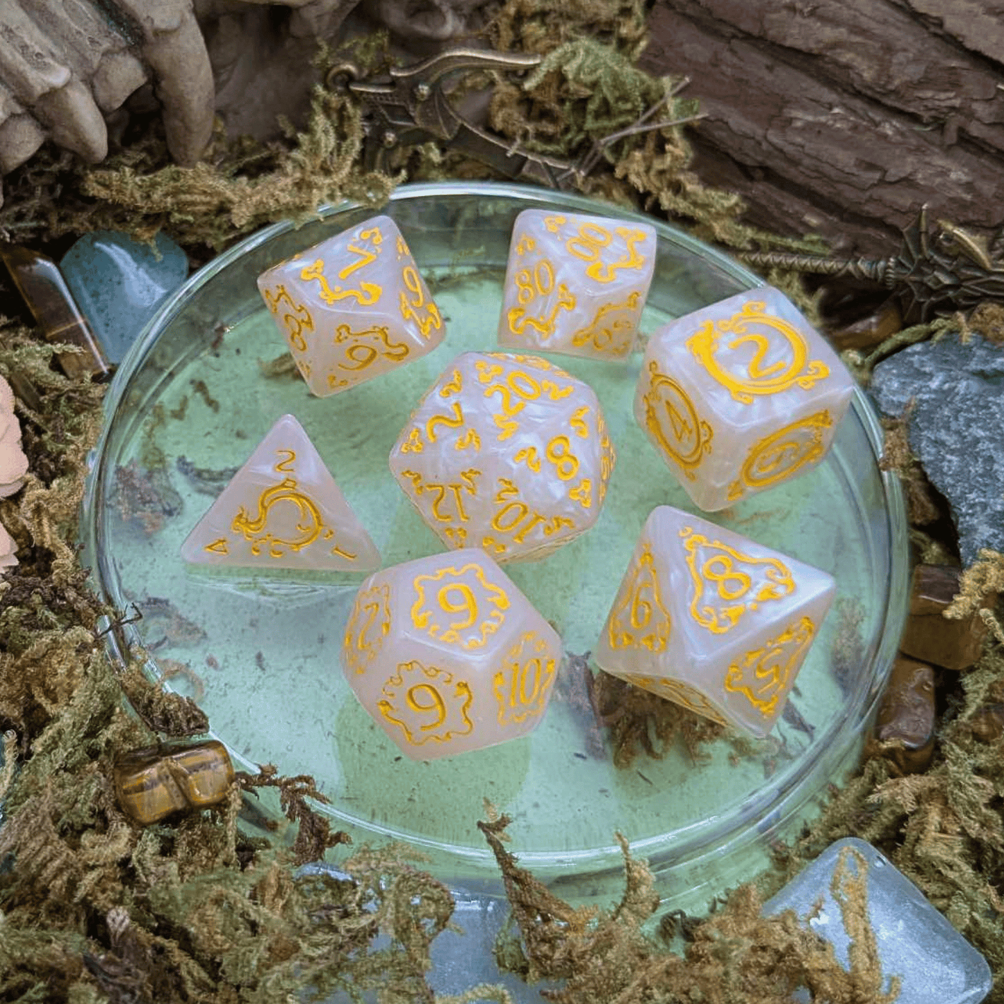 Dragon White Dice Set