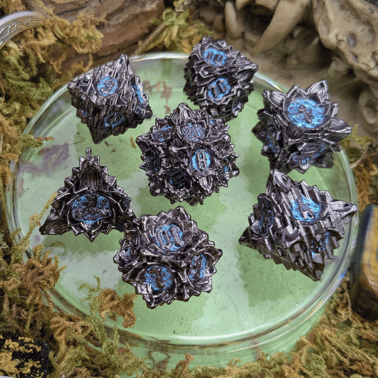 Flower Black and Blue Metal Core Dice Set