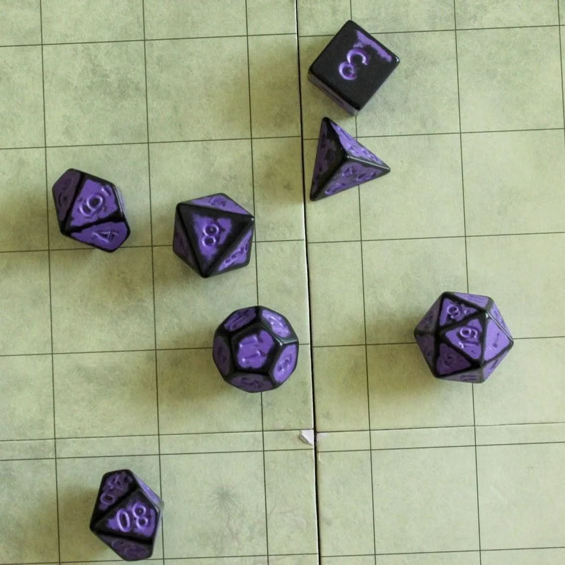 Archaic Dark Purple Dice Set