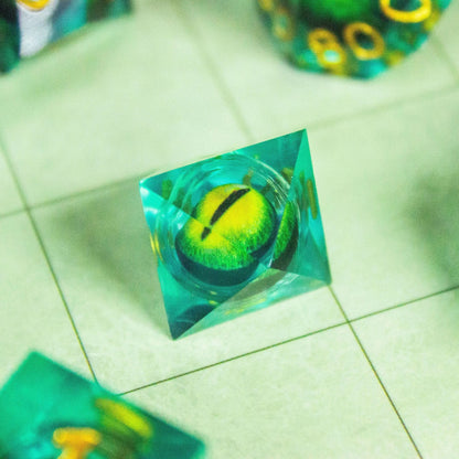 Liquid Core Green Snake Eye Dice