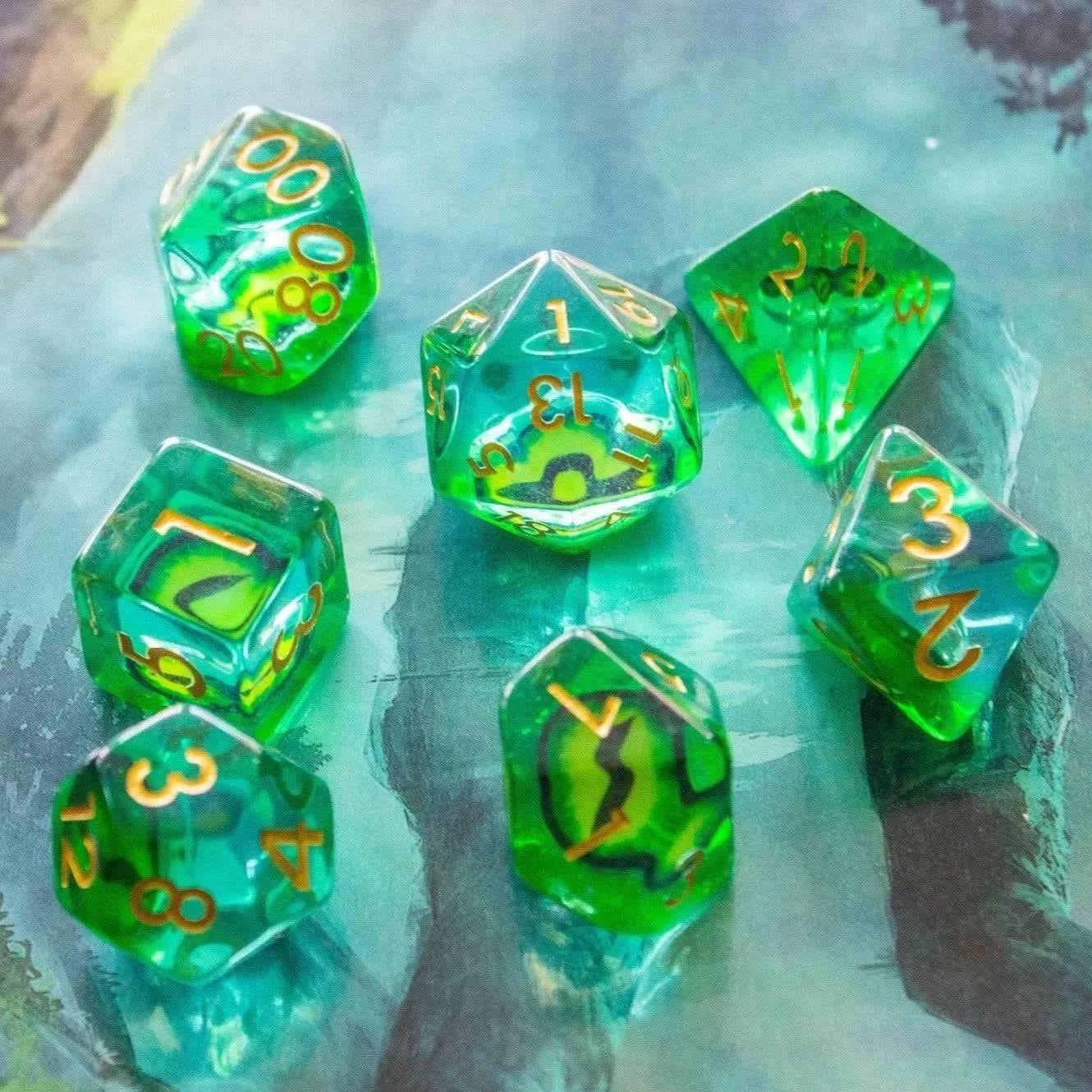 Green Snake Eyes Dice Set