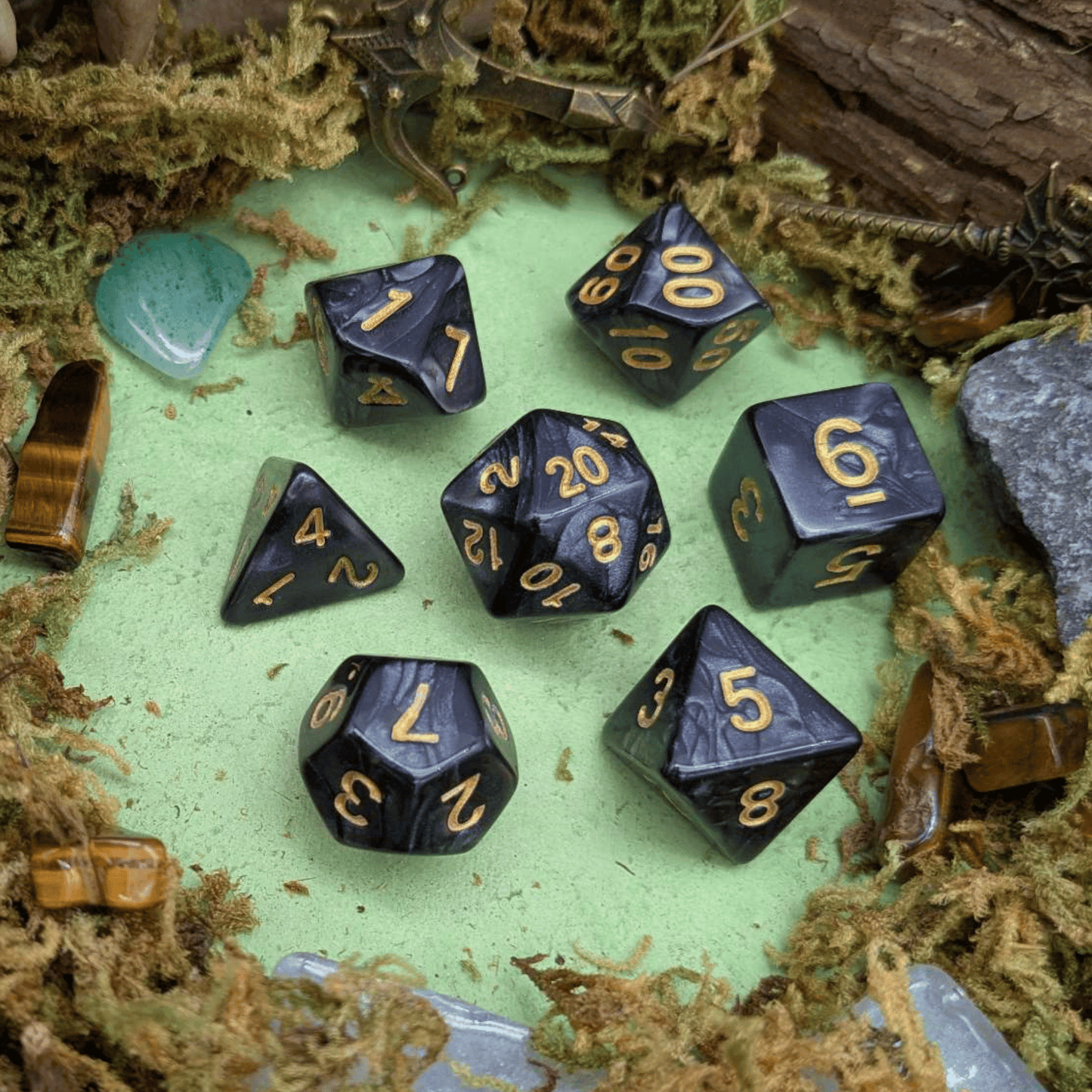 Pearl Black Dice Set