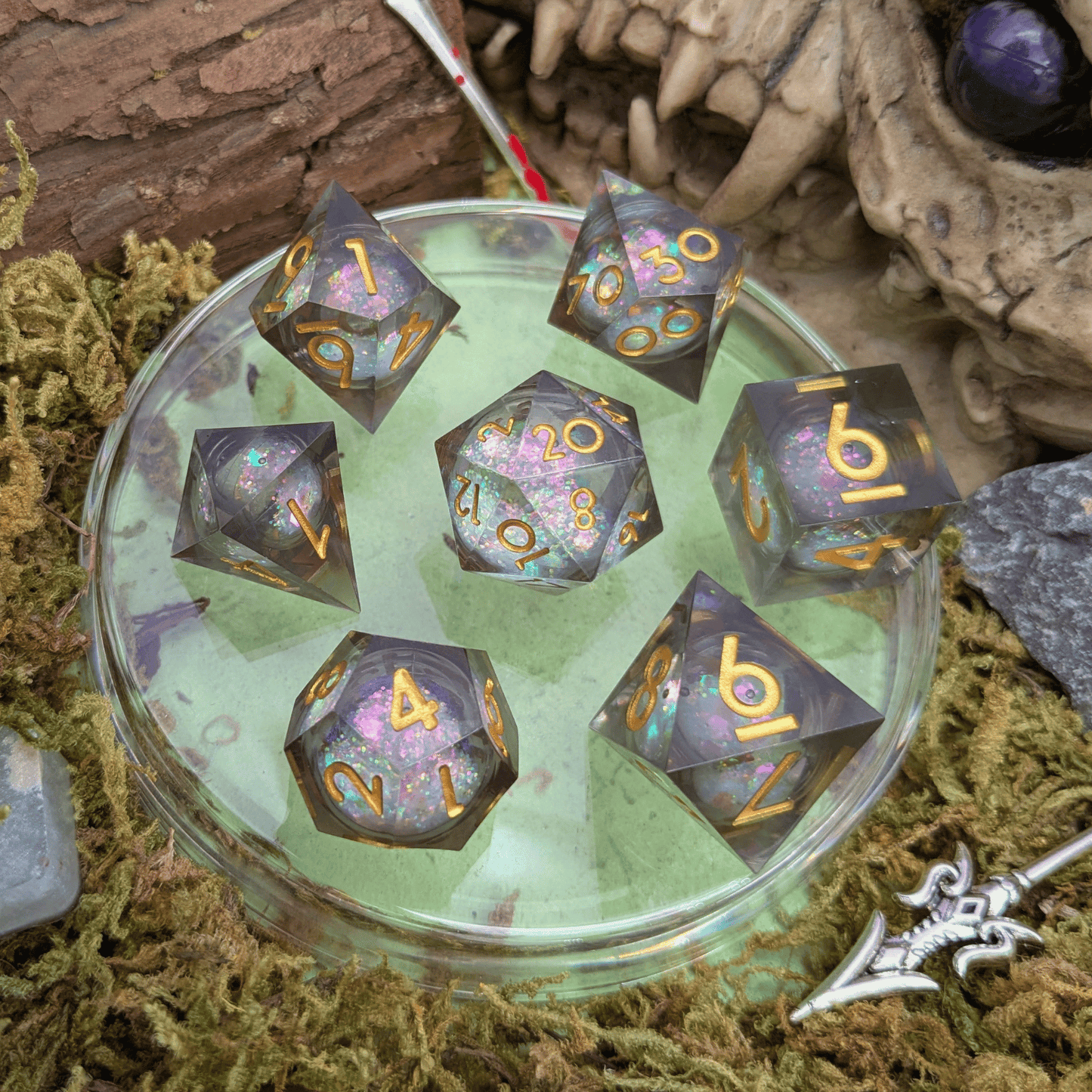 Black Liquid Core Shimmer Dice with Gold Numbering