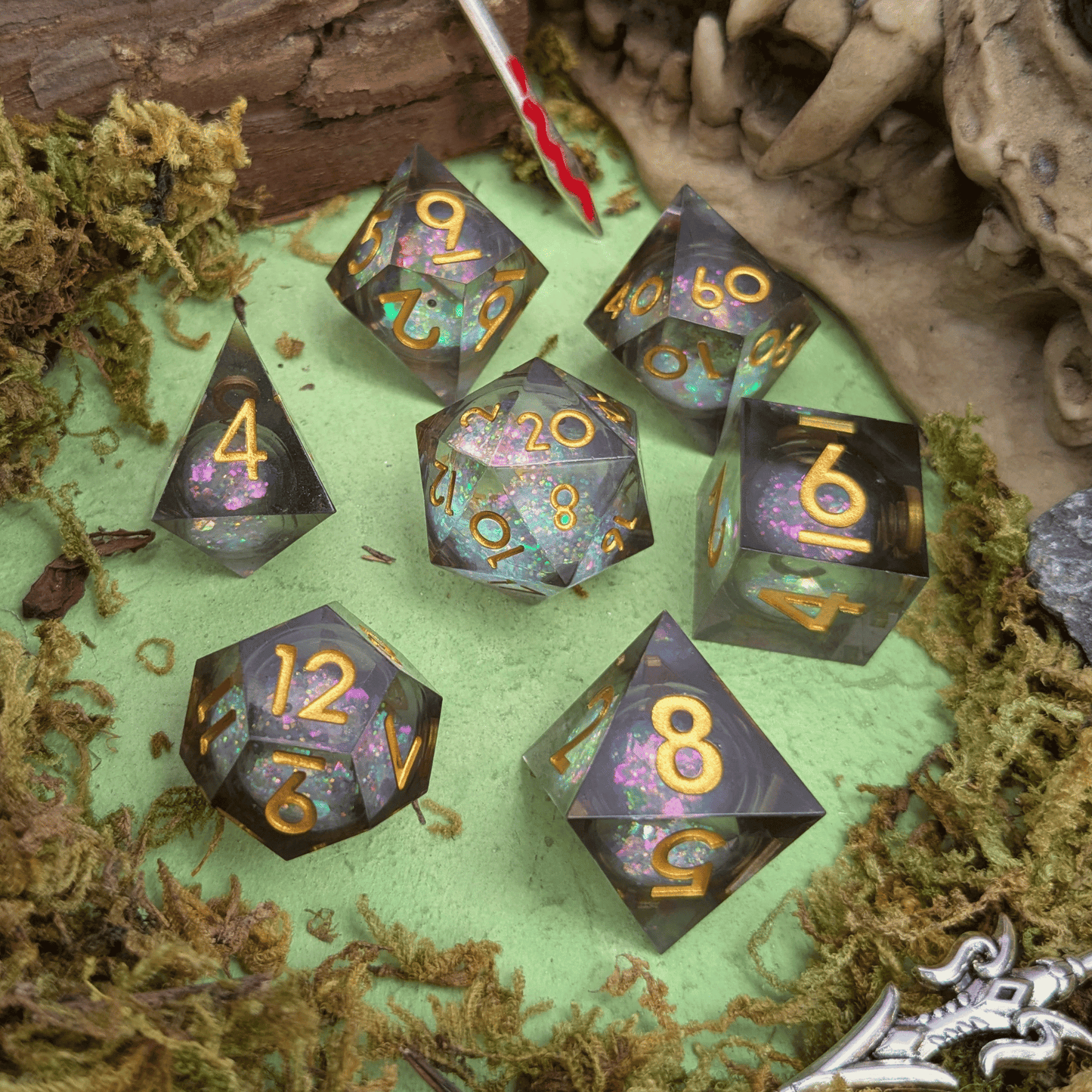 Black Liquid Core Shimmer Dice with Gold Numbering