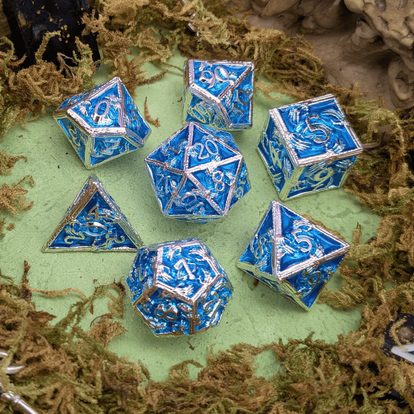 Skeleton Silver and Blue Metal Core Dice Set