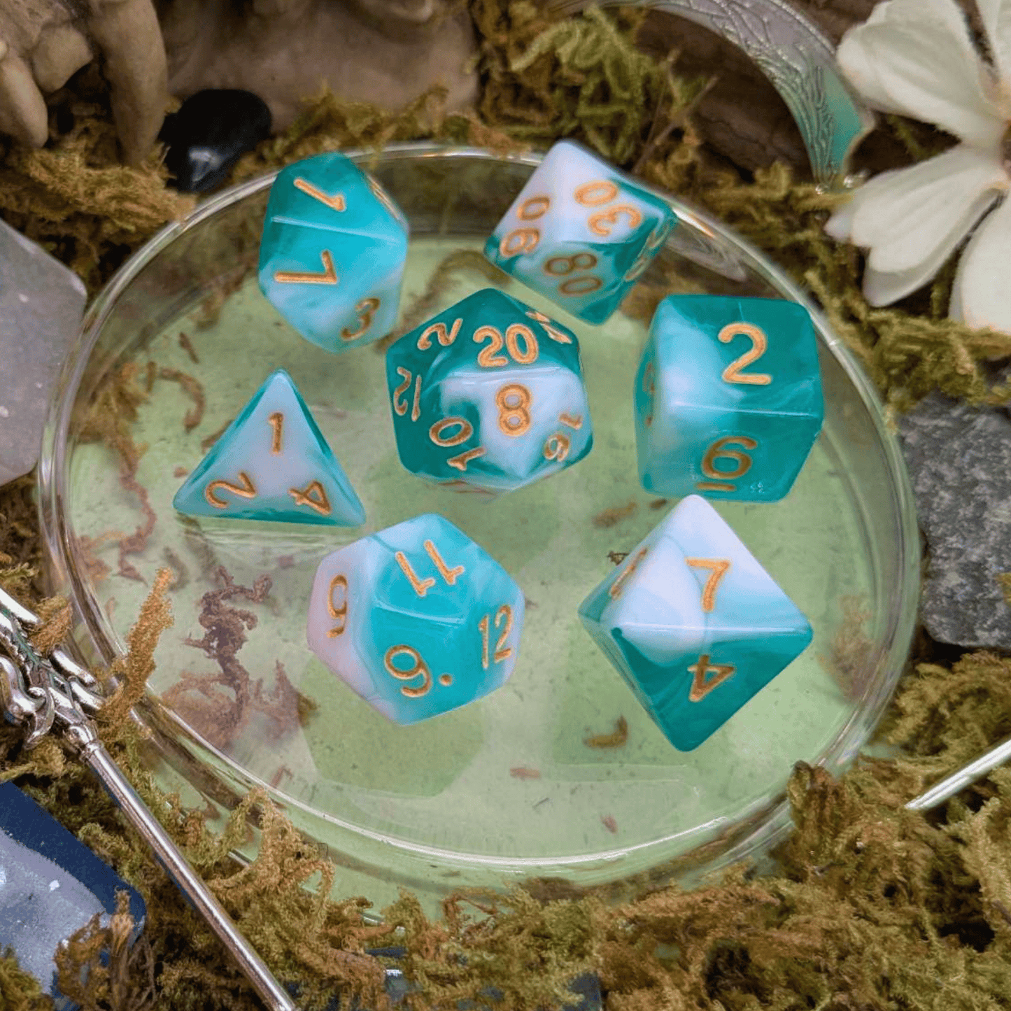 Tie-Dye Matcha Dice Set