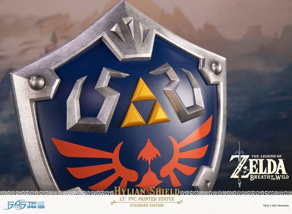 Zelda Breath of the Wild Statue Hylian Shield Standard Edition 29cm