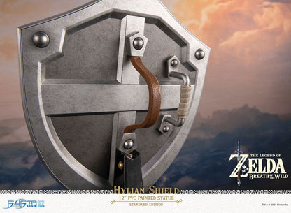 Zelda Breath of the Wild Statue Hylian Shield Standard Edition 29cm