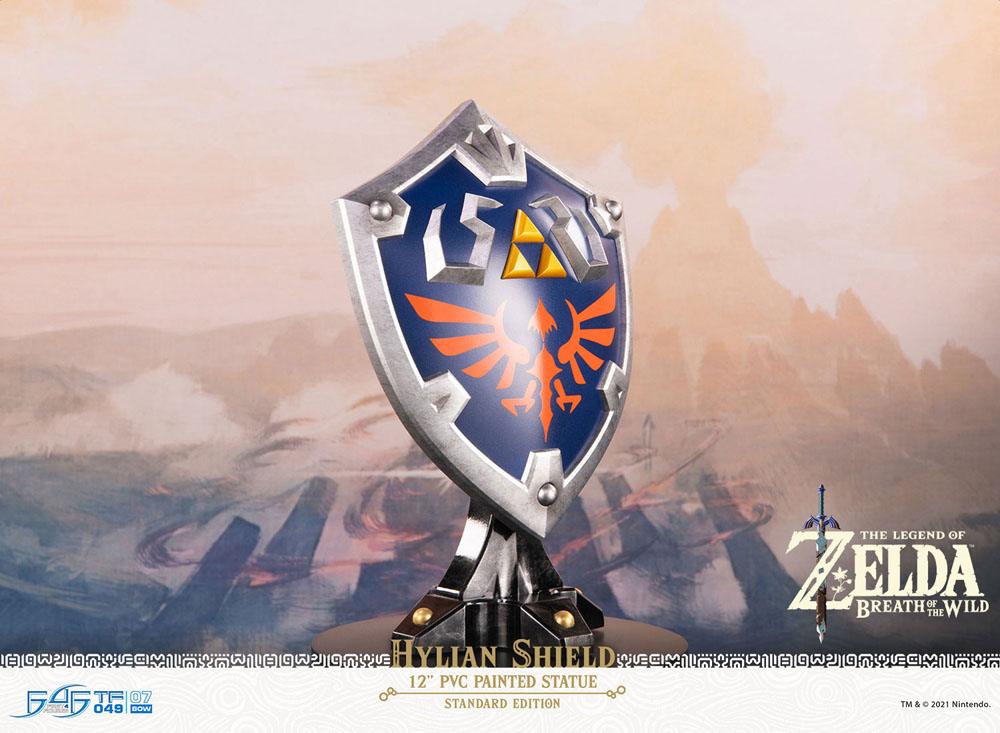 Zelda Breath of the Wild Statue Hylian Shield Standard Edition 29cm