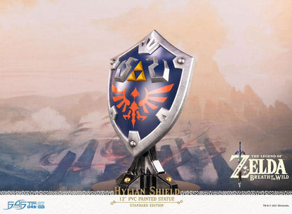 Zelda Breath of the Wild Statue Hylian Shield Standard Edition 29cm
